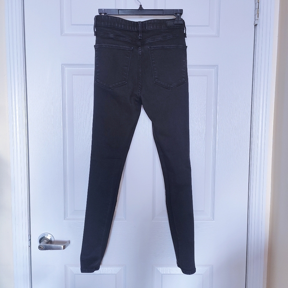A&F Simone High Rise Super Skinny Distressed Jeans in Black Wash 26/2S - Picture 3 of 7
